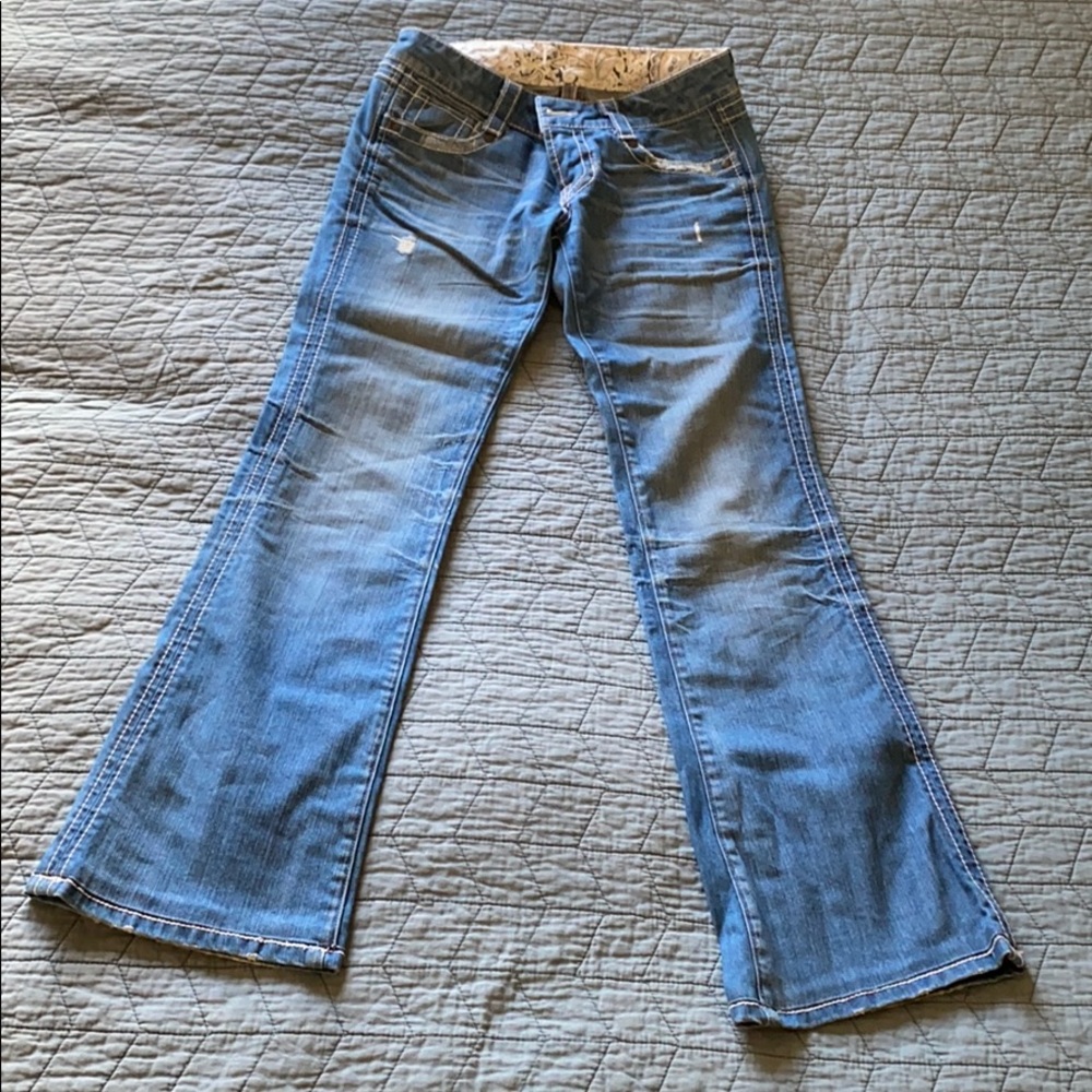 Tag + women’s wide leg jeans